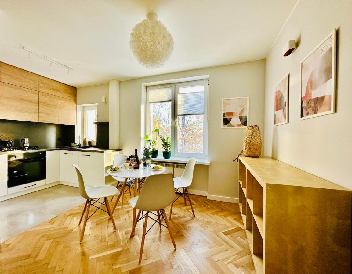Eastside Warsaw Apartment Luaran gambar