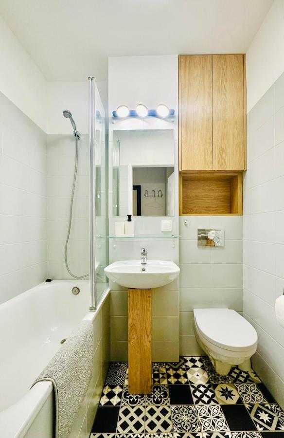 Eastside Warsaw Apartment Luaran gambar